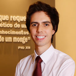 Dr. Flavio de Sousa Menezes